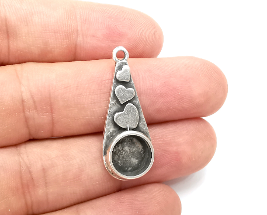 Heart Charms Pendant Bezels, Resin Blank, inlay Mountings, Mosaic Frame, Cabochon Bases, Flower Settings,Antique Silver Plated (10mm) G28444