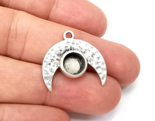 Crescent Pendant Base Blank Bezel, Resin Mosaic Mountings, Antique Silver Plated ( 8 mm Inner Size) G28440