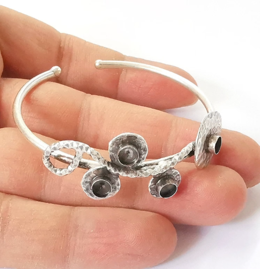 Hammered bracelet brass cuff blank bezel Glass cabochon base Adjustable antique silver(5mm ) G24454