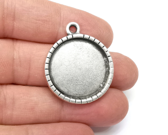 Round Pendant Blanks, Resin Bezel Bases, Mosaic Mountings, Dry flower Frame, Polymer Clay base, Antique Silver Plated (25mm) G28953