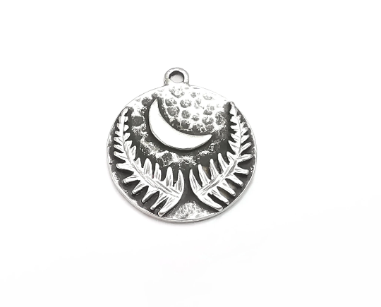 Fern Crescent Leaf Charms Hammered Disc Pendant Antique Silver Plated (28x25mm) G28484