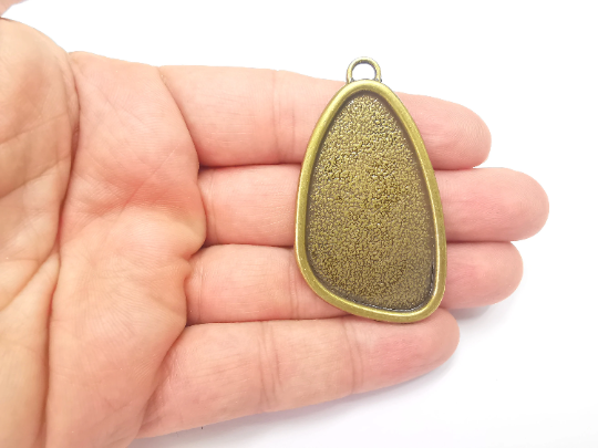 Unique Pendant Bezels, Resin Blank, inlay Mountings, Mosaic Frame, Cabochon Base, Dry Flower Settings Antique Bronze Plated (49x28mm) G28213