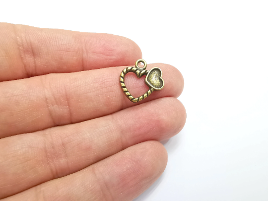 5 Heart Charms Antique Bronze Plated Charms (17mm) G29599