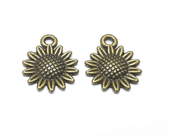 Sunflower Charms Daisy Flower Round Charms Antique Bronze Plated Charms (18x15mm) G28288
