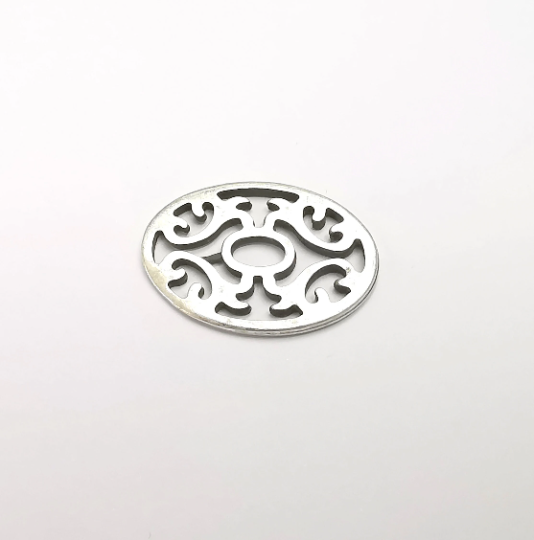 5 Oval Filigree Charms, Antique Silver Plated Findings (23x17mm) G29313