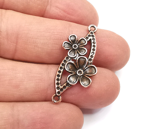 2 Flower Connector Charms, Dangle Pendant, Earring Charms, Jewelry Findings, Antique Copper Plated (36x17mm) G29561