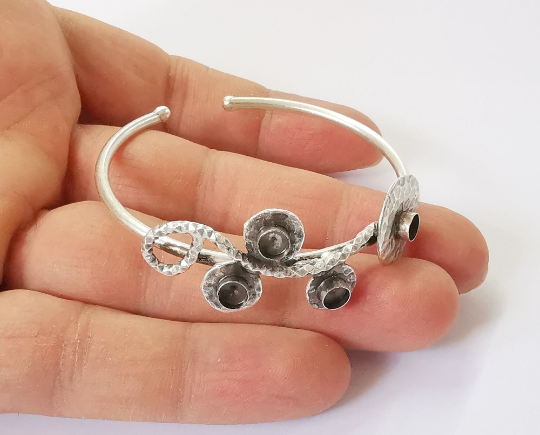 Hammered bracelet brass cuff blank bezel Glass cabochon base Adjustable antique silver(5mm ) G24454