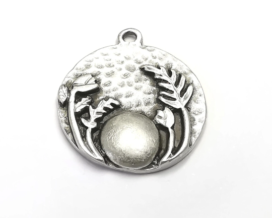 Garden Flowers Charms Full Moon Charms Hammered Disc Pendant Antique Silver Plated (28x25mm) G28232