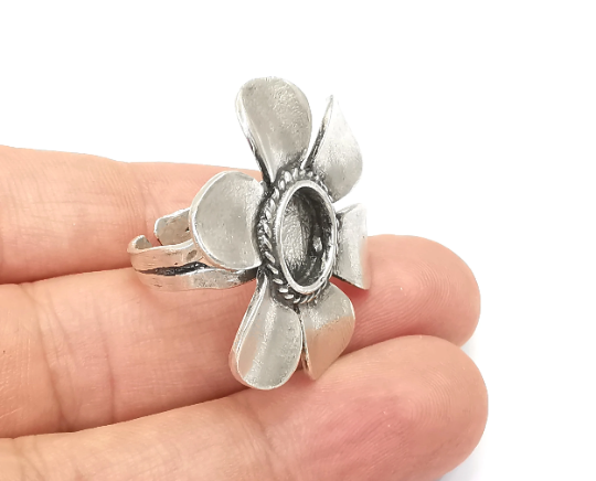 Daisy Flower Silver Ring Blanks Settings, Cabochon Mounting, Adjustable Resin Ring Base Bezels, Antique Silver Plated Brass (10mm) G28266
