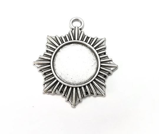 North Star Frame Pendant Blank Antique silver plated (16mm Blank Size) G28233