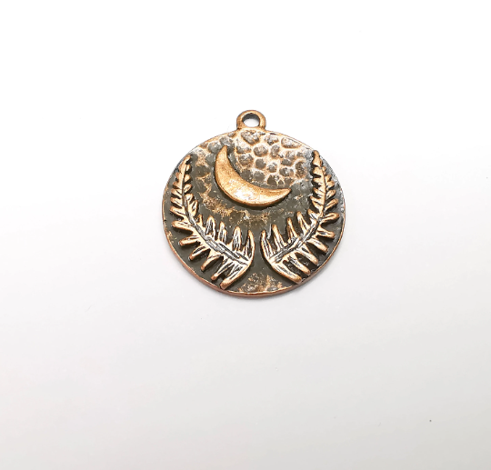 Crescent and Fern Leaf Charms Hammered Disc Pendant Antique Copper Plated (28x24mm) G29305