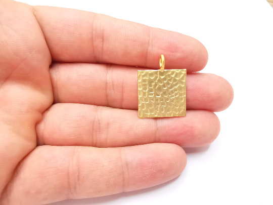 Hammered Square Pendant Blank (20x20mm) Gold Plated Brass G11163