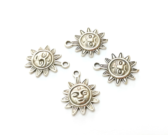 10 Sun Charms Antique Silver Plated Charms (20x16mm)  G19138