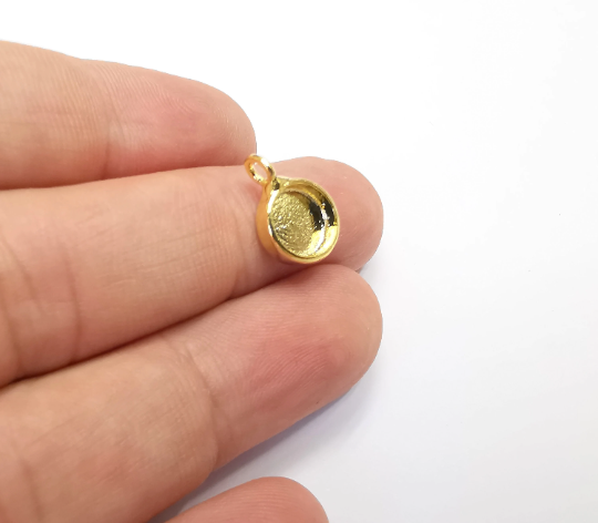 Round Pendant Bezels, Resin Blank, inlay Mountings, Mosaic Frame, Cabochon Bases, Dry Flower Settings, Shiny Gold Plated (8mm) G34481