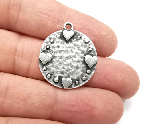 Heart Charms Hammered Disc Pendant Antique Silver Plated (28x25mm) G28485