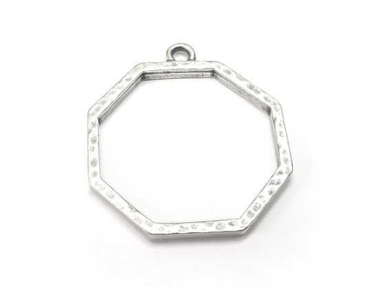 Octagon Charms Antique Silver Plated Hammered Charms (33x29mm) G28467