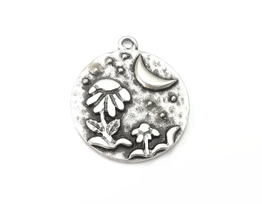 Daisy Flower Leaf Charms Crescent Star Hammered Disc Pendant Antique Silver Plated (28x25mm) G28226