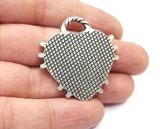 Heart Pendant Bezel, Resin Blank, inlay Mountings, Mosaic Frame, Cabochon Bases, Dry Flower Settings, Antique Silver Plated (29mm) G28796
