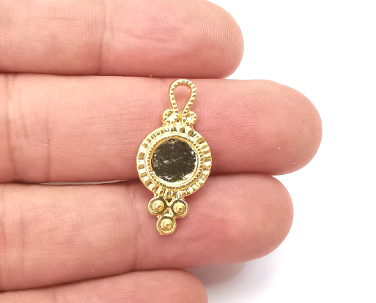 Round Charms Pendant Bezels, Resin Blank, inlay Mountings, Mosaic Frame, Cabochon Bases, Dry Flower Settings, Gold Plated (8mm) G28733