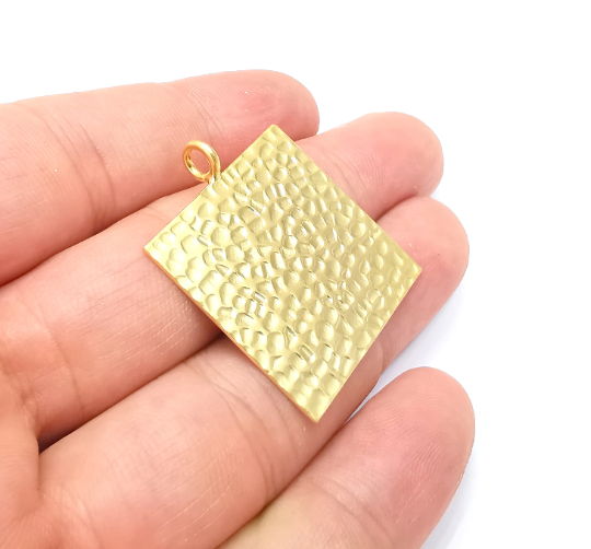 Hammered Square Pendant Blank (30x30mm) Gold Plated Brass G28448