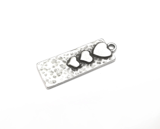 Heart Charms Hammered Rectangle Pendant Antique Silver Plated (34x12mm) G28488