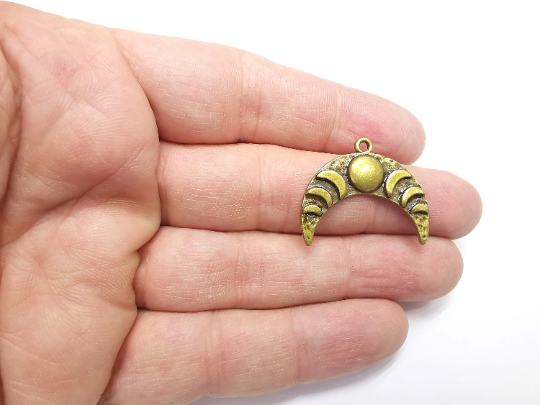 Crescent Moon Charms, The Phases of The Moon, Antique Bronze Plated Round Charms (29x24mm) G29391