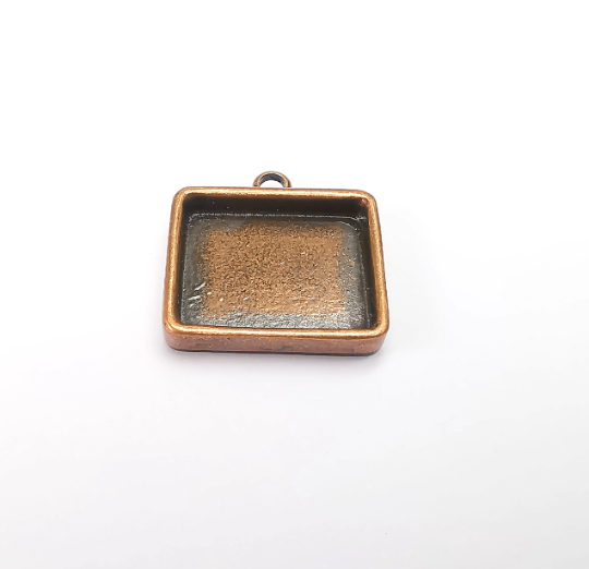 Rectangle Pendant Bezel, Resin Blank, inlay Mounting, Mosaic Frame, Cabochon Base, Dry Flower Setting,Antique Copper Plated (20x17mm) G29528