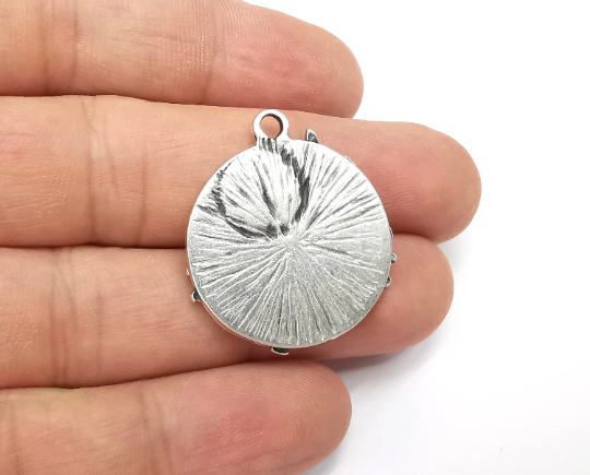 Pines Tree Charms Antique Silver Plated Round Charms (32x28mm) G28493