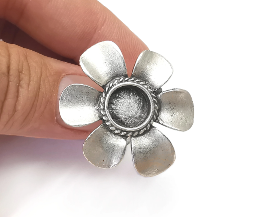 Daisy Flower Silver Ring Blanks Settings, Cabochon Mounting, Adjustable Resin Ring Base Bezels, Antique Silver Plated Brass (10mm) G28266