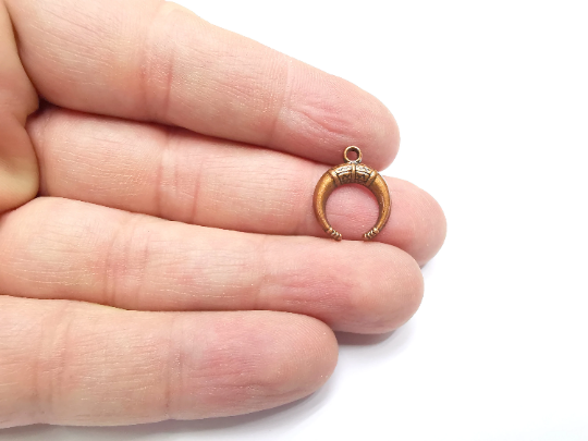 5 Crescent Charms Antique Copper Plated Moon Charms (18x14mm) G29372