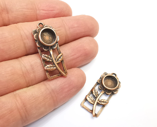 Flower Leaf Charms Blank Resin Bezel Mosaic Mountings Cabochon Setting Antique Copper Plated Charms (35x14mm)(8mm Blank) G28022
