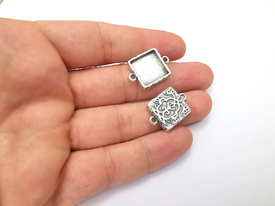 Unique Square Pendant Bezel, Resin Blank, inlay Mounting, Mosaic Frame Cabochon Base Dry Flower Setting, Antique Silver Plated (15mm) G28721