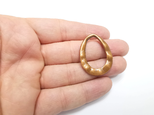 Wavy Oval Charms Pendant, Organic Shape Antique Copper Plated (36x29mm) G29369