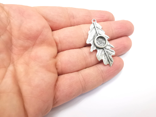 Leaf Pendant Bezel, Resin Blank, inlay Mounting, Mosaic Frame Cabochon Base Dry Flower Setting, Antique Silver Plated 8mm bezel G28915
