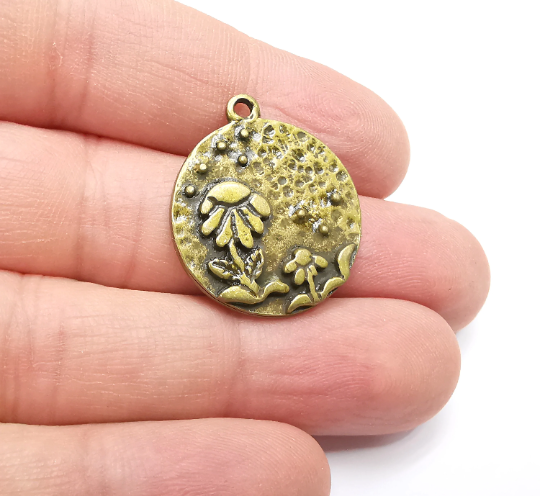 Flower Charms Hammered Disc Pendant Antique Bronze Plated (28x24mm) G29306