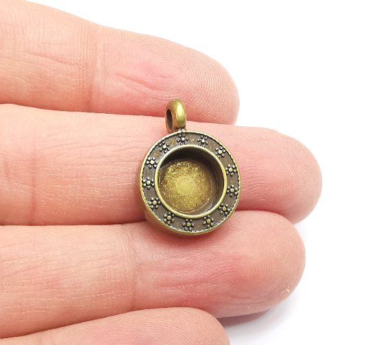 Round Pendant Blanks, Resin Bezel Bases, Mosaic Mountings, Dry flower Frame, Polymer Clay base, Antique Bronze Plated (10mm) G29590