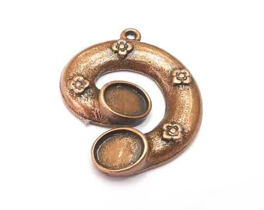 Flower Bezel, Worm Resin Blank, inlay Mounting, Mosaic Frame Cabochon Base, Antique Copper Plated (10x8mm) G28789