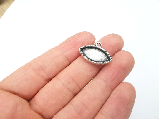 Marquise Charm Bezel, Resin Blank, inlay Mounting, Mosaic Pendant Frame, Cabochon Base,Dry Flower Setting, Antique Silver (20x10mm) G29525