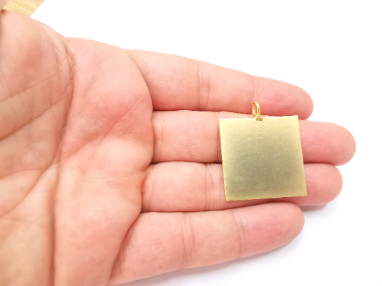 Hammered Square Pendant Blank (30x30mm) Gold Plated Brass G28448
