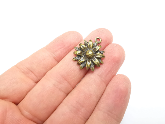 Flowers Charms, Sun flower Charms, Daisy Charms, Antique Bronze Plated Plants Charms (25x21mm) G29587