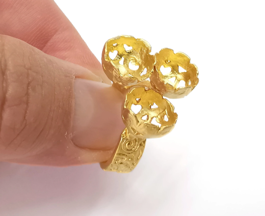 Flower Ring Setting , Cup Ring, Round Ring Blank , Cabochon Mounting, Adjustable Ring Base Bezels, Gold Plated Brass (10mm) G28715