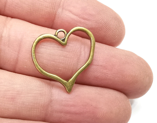 5 Heart Charms, Antique Bronze Plated Charms (23x23mm) G28960