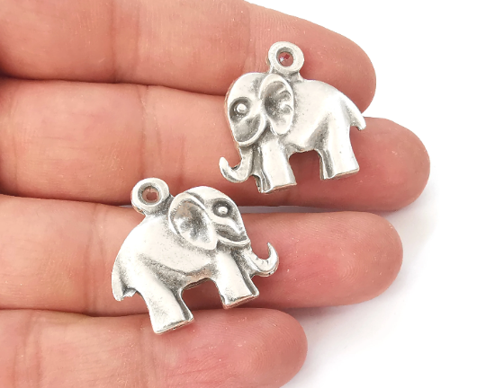 2 Elephant charm (Double sided) Antique silver plated charms (28x25mm) G25990