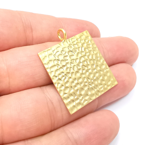 Hammered Square Pendant Blank (30x30mm) Gold Plated Brass G28448