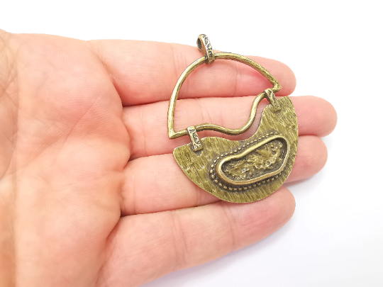 Unique Bronze Pendant Antique Bronze Plated (62x49mm) G28790