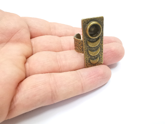 Crescent Moon Ring, The Phases of The Moon Ring Blank Setting, Cabochon Mounting, Adjustable Resin Base Bezels, Antique Bronze (8mm) G29316