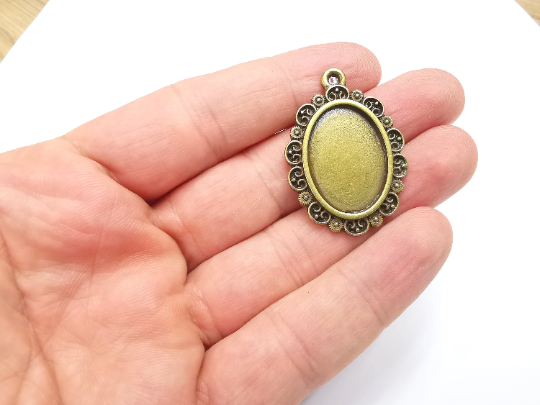 Oval Charm Bezel, Resin Blank, inlay Mounting, Mosaic Pendant Frame, Cabochon Base,Dry Flower Setting,Antique Bronze Plated (25x18mm) G29519