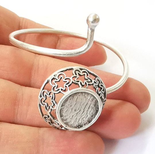 Flower bracelet brass cuff blank bezel Glass cabochon base Adjustable antique silver (14mm ) G24444