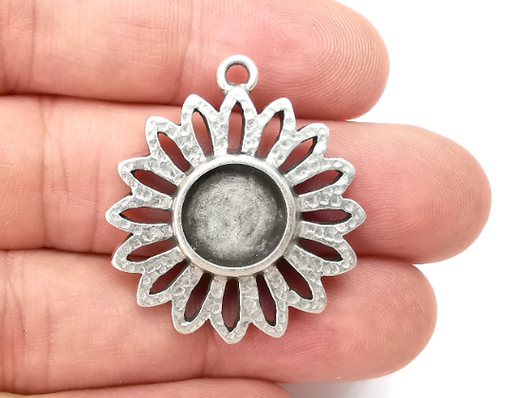 Flower Charms Pendant Bezels, Resin Blank, inlay Mountings, Mosaic Frame, Cabochon Bases Flower Settings Antique Silver Plated (12mm) G28452