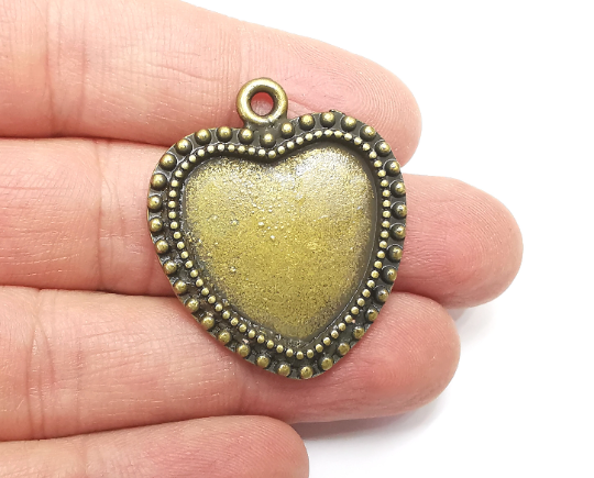 Heart Pendant Bezels, Resin Blank, inlay Mountings, Mosaic Frame, Cabochon Bases, Dry Flower Settings Antique Bronze Plated (25x25mm) G29817